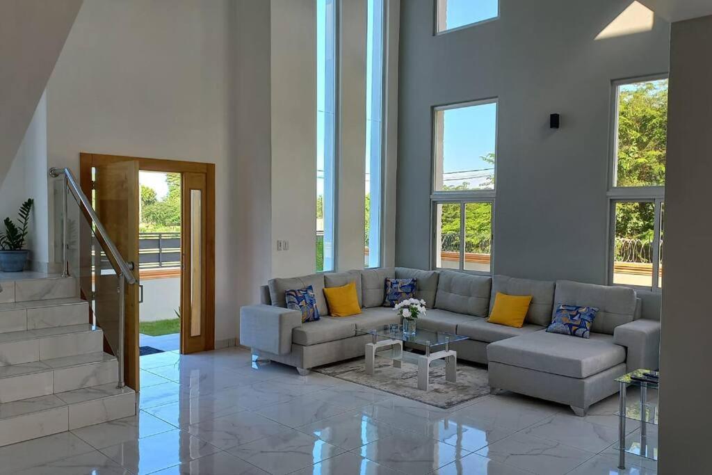 5 Star Villa Minutes From Airport And Beaches Sosúa 外观 照片